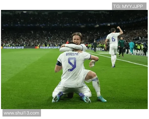 足球历史十大回旋球大师盘点 谁是最具魔力的回旋之王