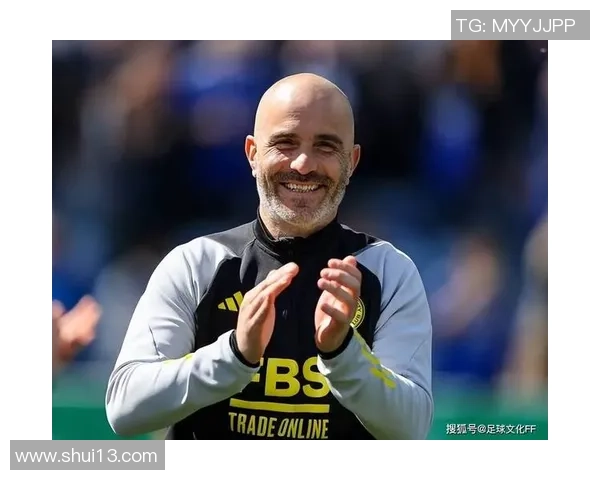 足球球星深夜豪华宵夜引热议彰显场外生活态度